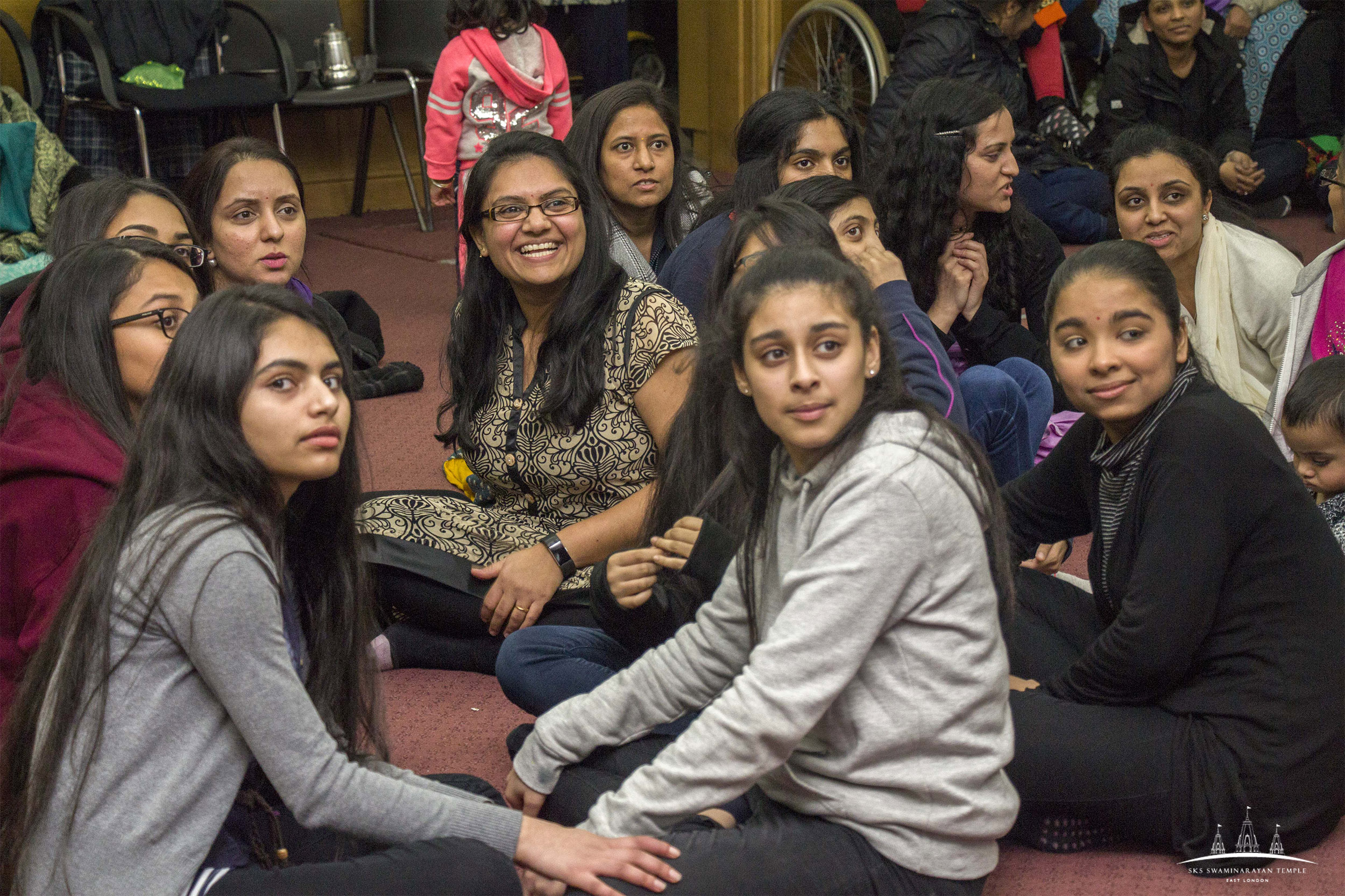 ©1987-2017 SKS Swaminarayan Temple East London